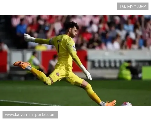 阿森纳大卫·拉亚门将拖延时间引争议,比赛流畅度受关注 阿森纳大卫·拉亚门将拖延时间引争议,比赛流畅度受关注